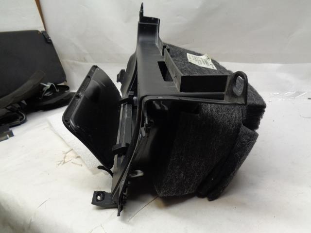 PORSCHE CAYMAN 06-12 PASSENGER SIDE REAR STORAGE COMPARTMENT 987 555 071 05/06