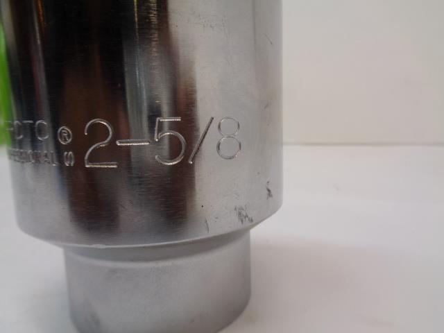 1 NEW STANLEY PROTO 1 INCH DRIVE 2-5/8 INCH 12 POINT SOCKET 5784 R22