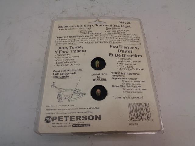 1 NOS PETERSON RC TRAILER CAMPER LIGHTING STOP AND TAIL LIGHT V452L R17