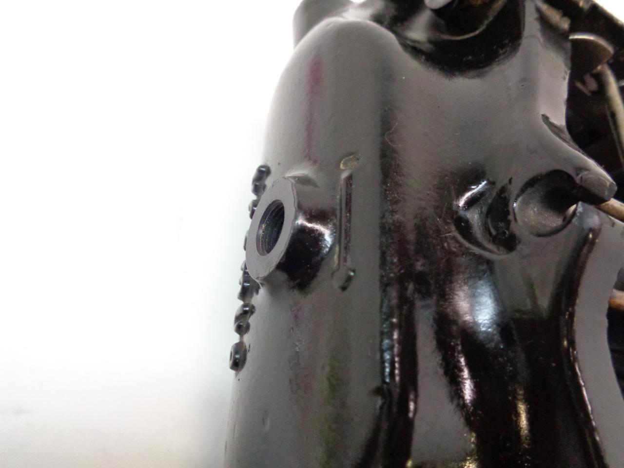 USED PAIR OF GENUINE PORSCHE 944 91 BREMBO REAR BRAKE CALIPERS 20 4672 00 R20T4