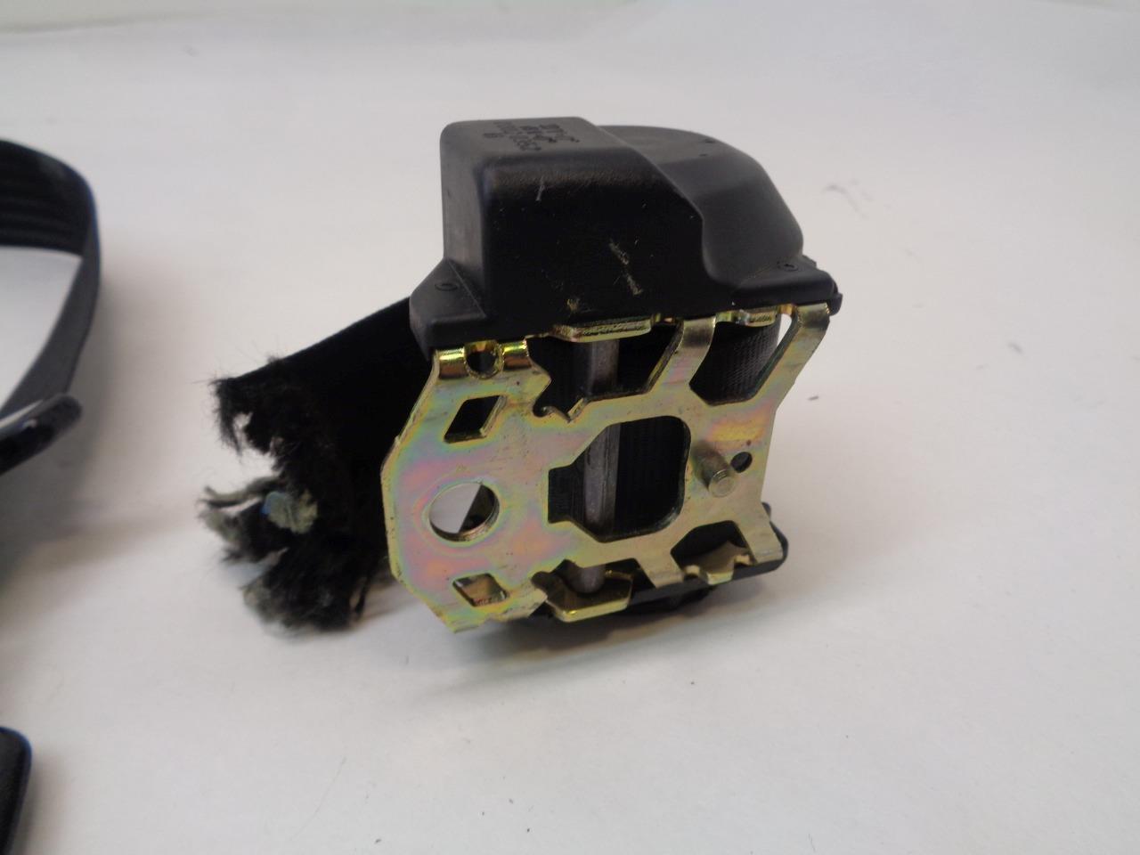 USED (DAMAGED) PORSCHE 85-89 911 964 SEATBELT 928.803.126.10  R24T1