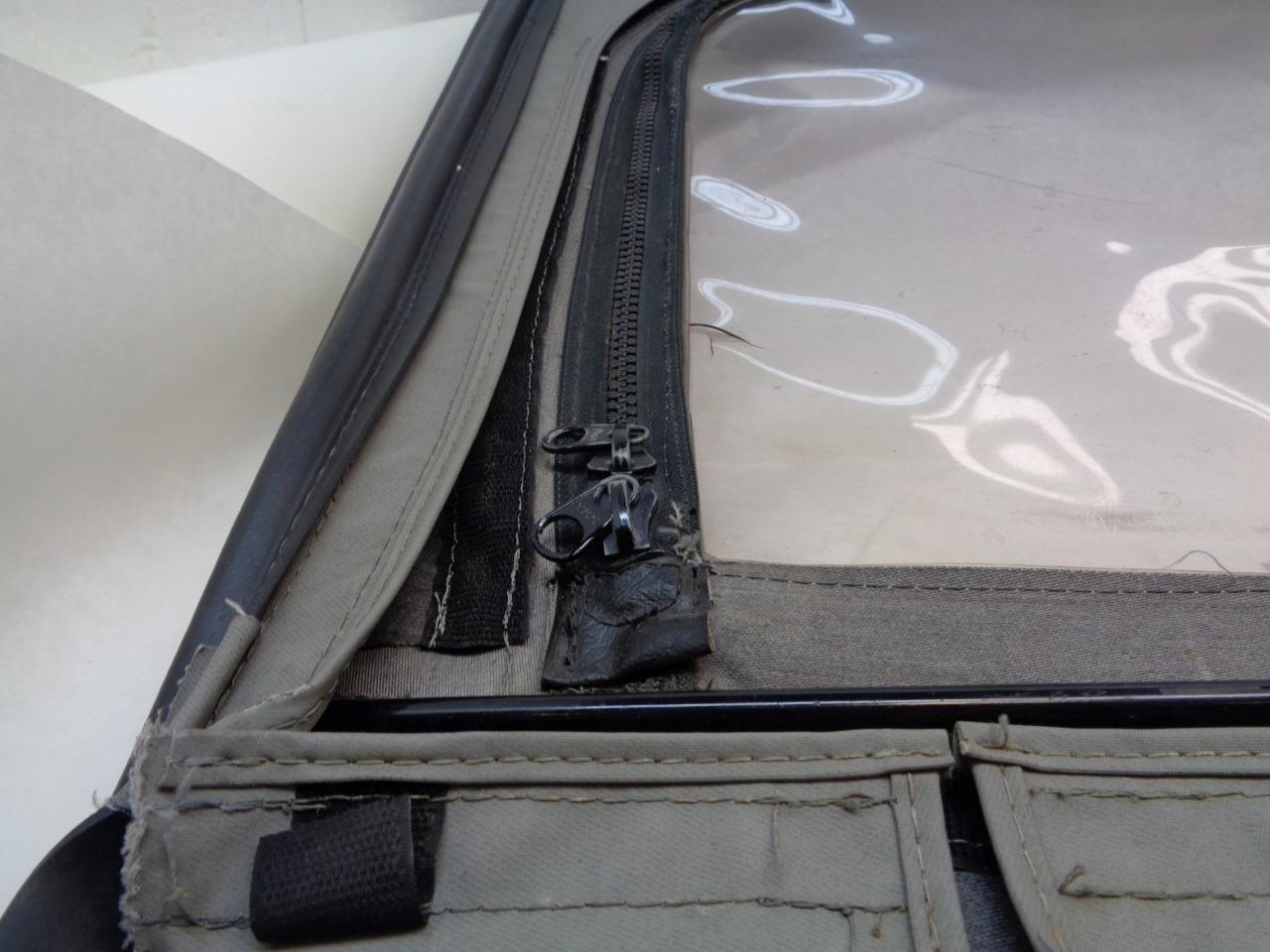 USED OEM JEEP WRANGLER TJ/LJ GRAY HALF WINDOW (DRIVER) SR