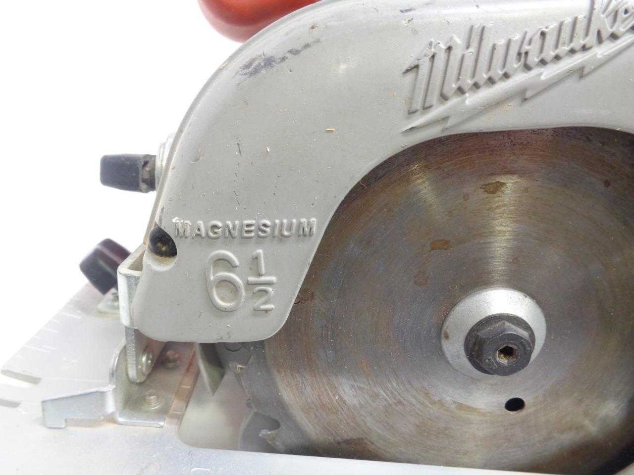 USED MILWAUKEE CIRCULAR SAW 6-1/2" 15 AMP W/ EXTRA 7-14" BLADE 6395-21 SR
