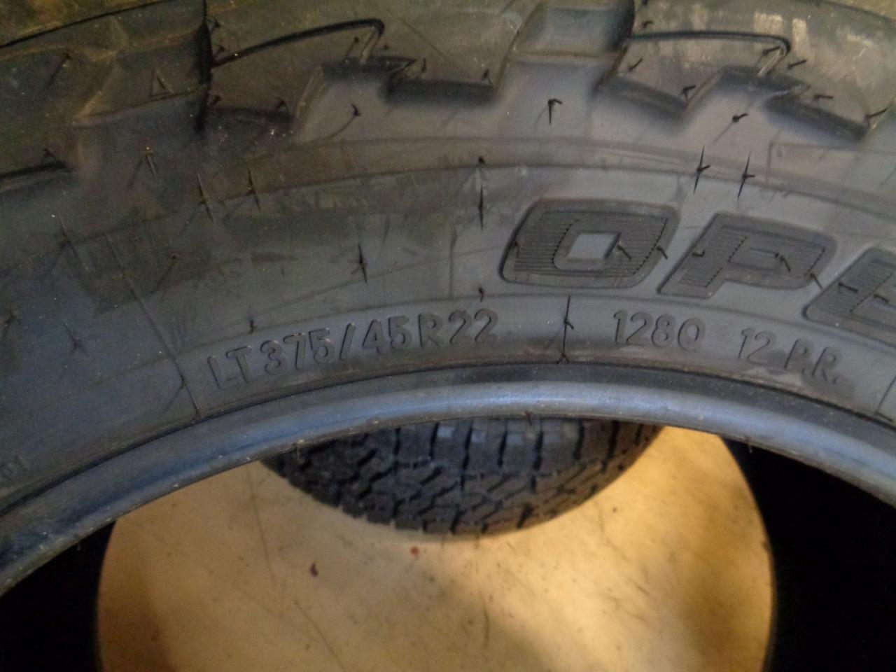 1 NEW TIRE TOYO OPEN COUNTRY MT BSW 375 45 22 128Q LRF 12PLY 361290
