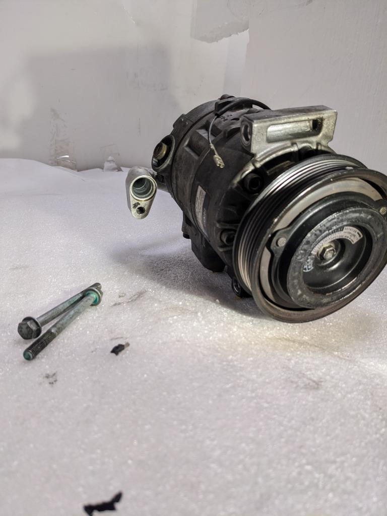 PORSCHE 911 996 DENSO AIR CONDITIONING COMPRESSOR 99612601151 USED 996BGL