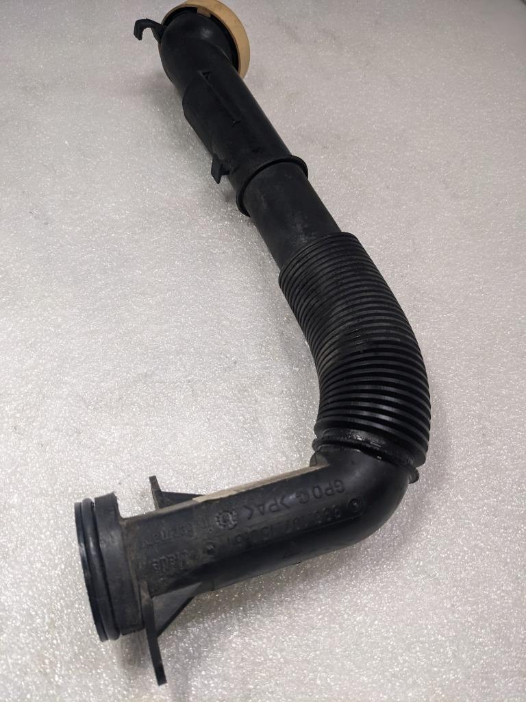 PORSCHE 996 997 OIL FILLER PIPE HOSE W CRANKCASE O-RING 99610715061 USED 996BGL