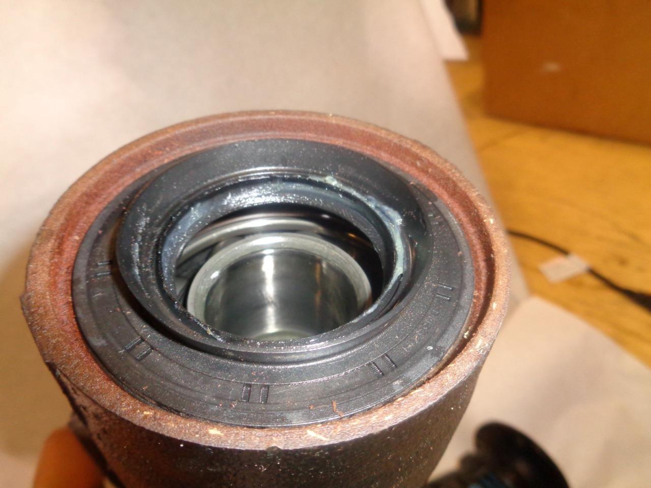 USED FRONT AXLE DIFFERENTIAL CARRIER TOYOTA 16-20 3.91 RATIO AUTO H38 R8