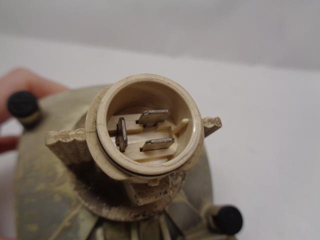 USED GENUINE PORSCHE AMBER RIGHT TURN SIGNAL LIGHT 964 631 405 01 R25T1