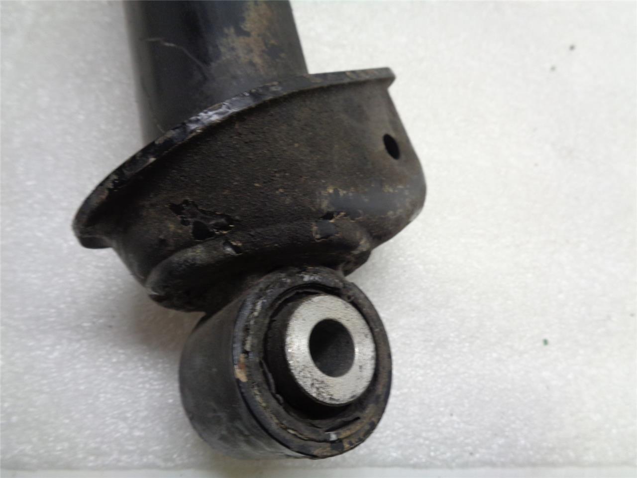 USED PAIR OF GENUINE PORSCHE FRONT STRUTS FOR '01-'05 911 996 333 051 18 R23T8