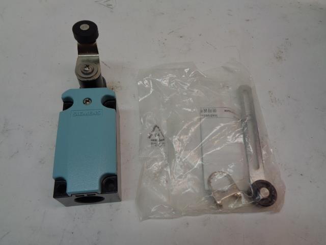 1 NEW SIEMENS POSITION SWITCH 3SE5-112-0CH01 R4TE