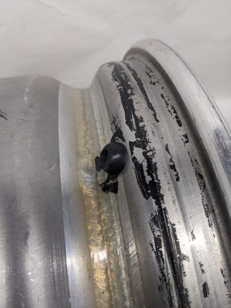 1 WELD RACING 76HB7100W67A WHEEL RT-S S76 FORGED ALUMINUM BLACK 17X10 USED B2