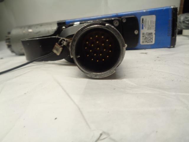 ERAD ERAD BLU 2500 COMP ELECTRIC TORQUE WRENCH TORQUE RANGE (FT LBS): 250-2 R27