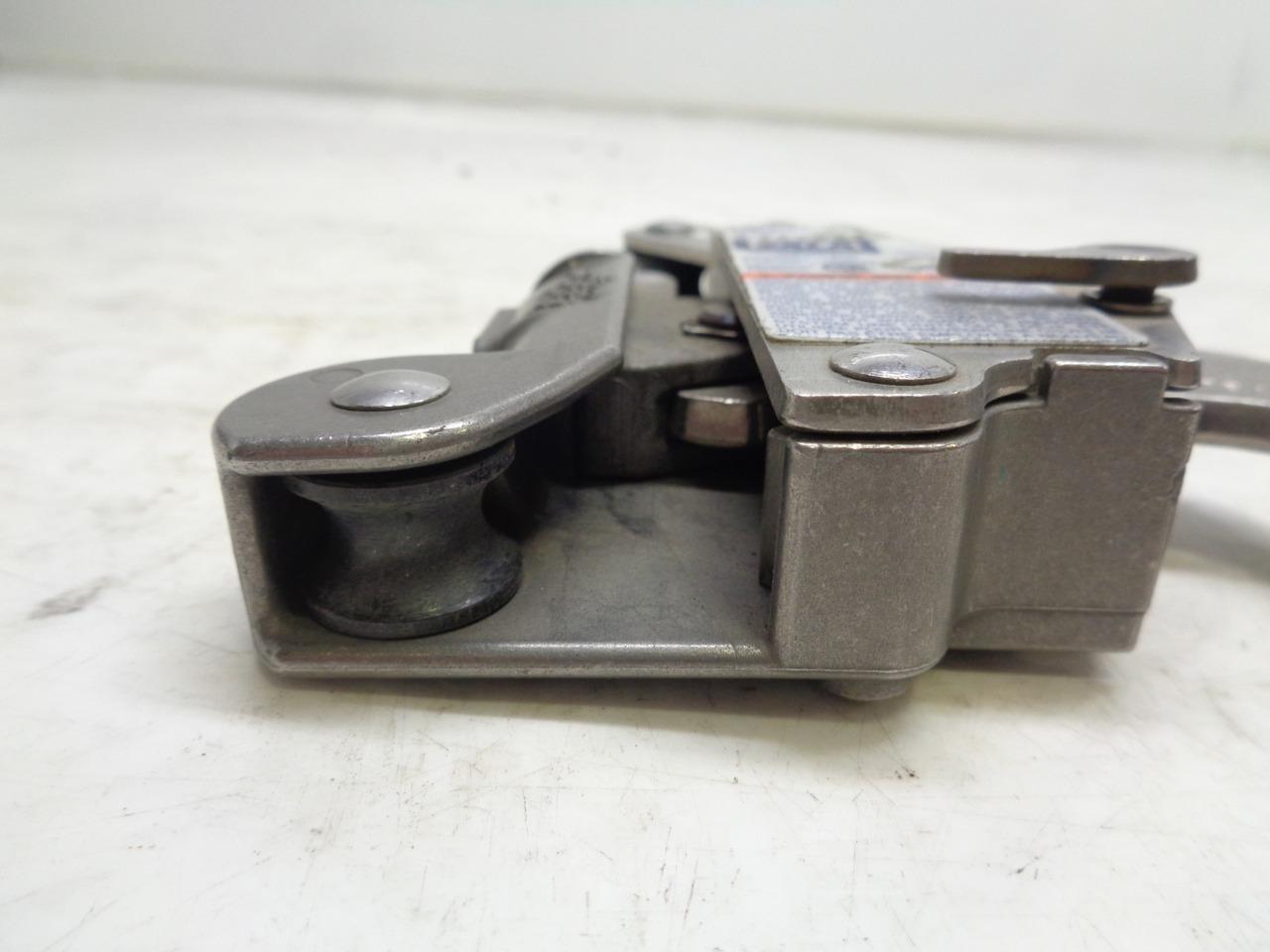 1 USED DBI-SALA 6116500 DETACHABLE CABLE SLEEVE R18T2