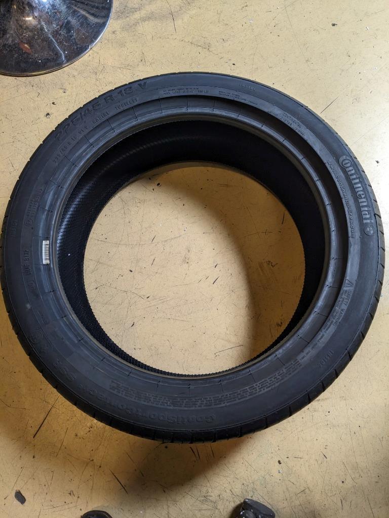 NOS CONTINENTAL CONTISPORTCONTACT 5 SSR (*) P 225 45 18 91V SL TIRE 03561600000