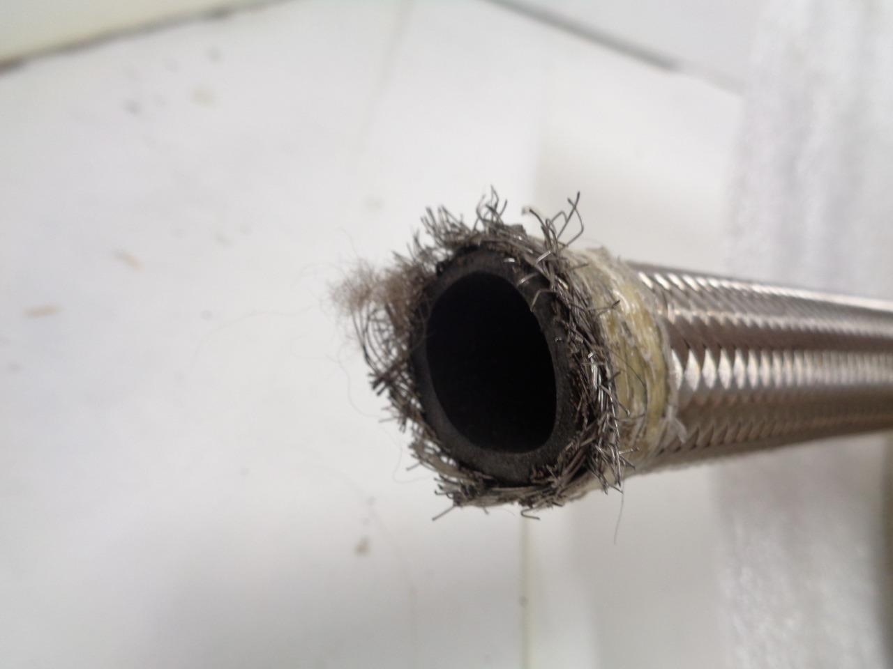 NEW UNBRANDED BRAIDED HOSE 1-1/8" (O.D) APPROXIMATELY 150 FEET & 6 INCHES R3