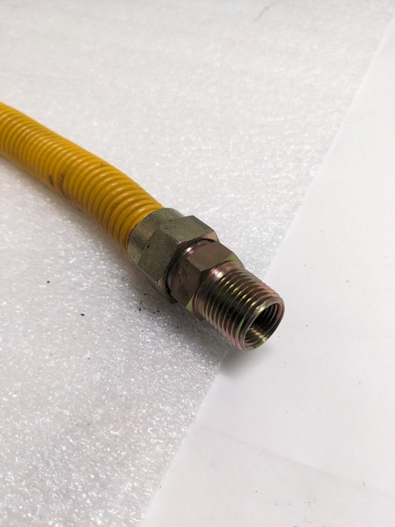 UNBRANDED GAS CONNECTOR 48" OAL 1/2" ID 1/2" MIP 5/8" OD YELLOW NEW R22T2