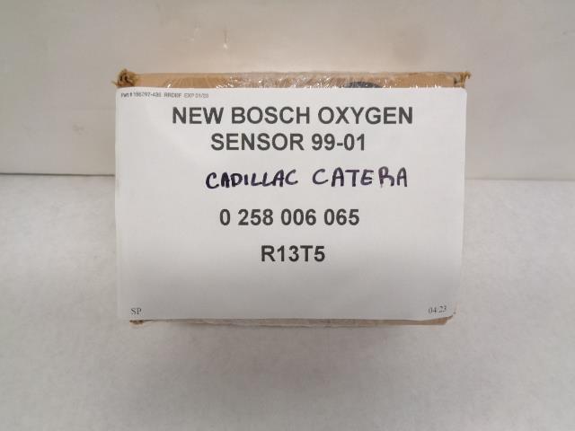 NEW BOSCH OXYGEN SENSOR 99-01 CADILLAC CATERA 0 258 006 065 R13T5