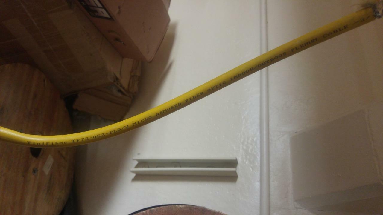 Tinifiber TF72-OS2-PLO/Y Armored Plenum Fiber Optic Cable NEW 700' Spool L4