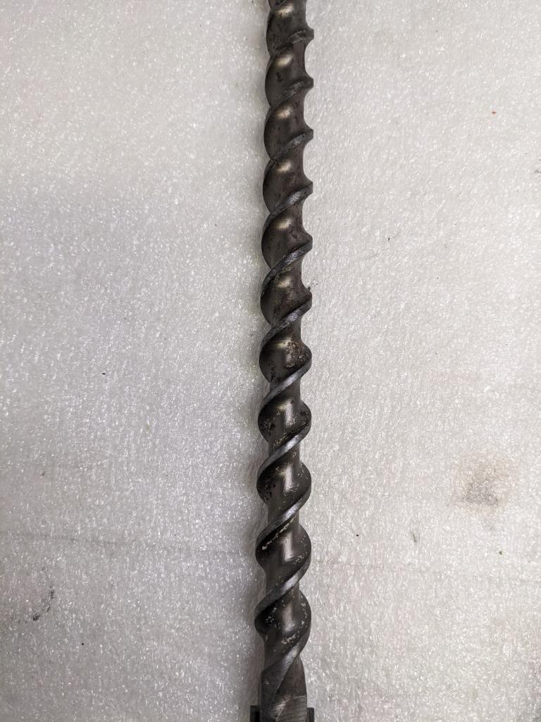 UNBRANDED SDS-MAX DRILL 3/4" X 17" CARBIDE WITH BENT CUTTER USED R22T2