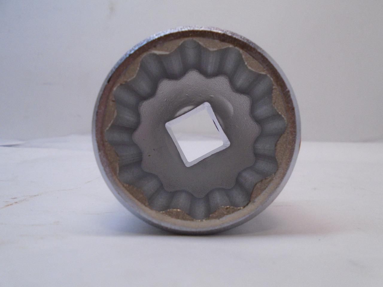 NEW STANLEY PROTO 3/4 IN. DR. SOCKET 1-5/8 IN. 12 PT. 5552 R22