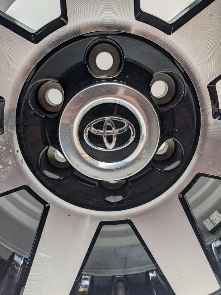 1 TOYOTA WHEEL 4261135540 17X7.5J ET15 6X139.7 FOR TOYOTA 4RUNNER/TACOMA USED WR