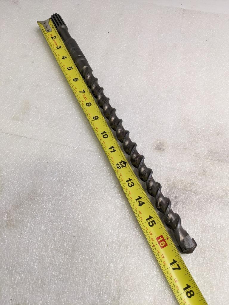 UNBRANDED SDS-MAX DRILL 3/4" X 17" CARBIDE WITH BENT CUTTER USED R22T2