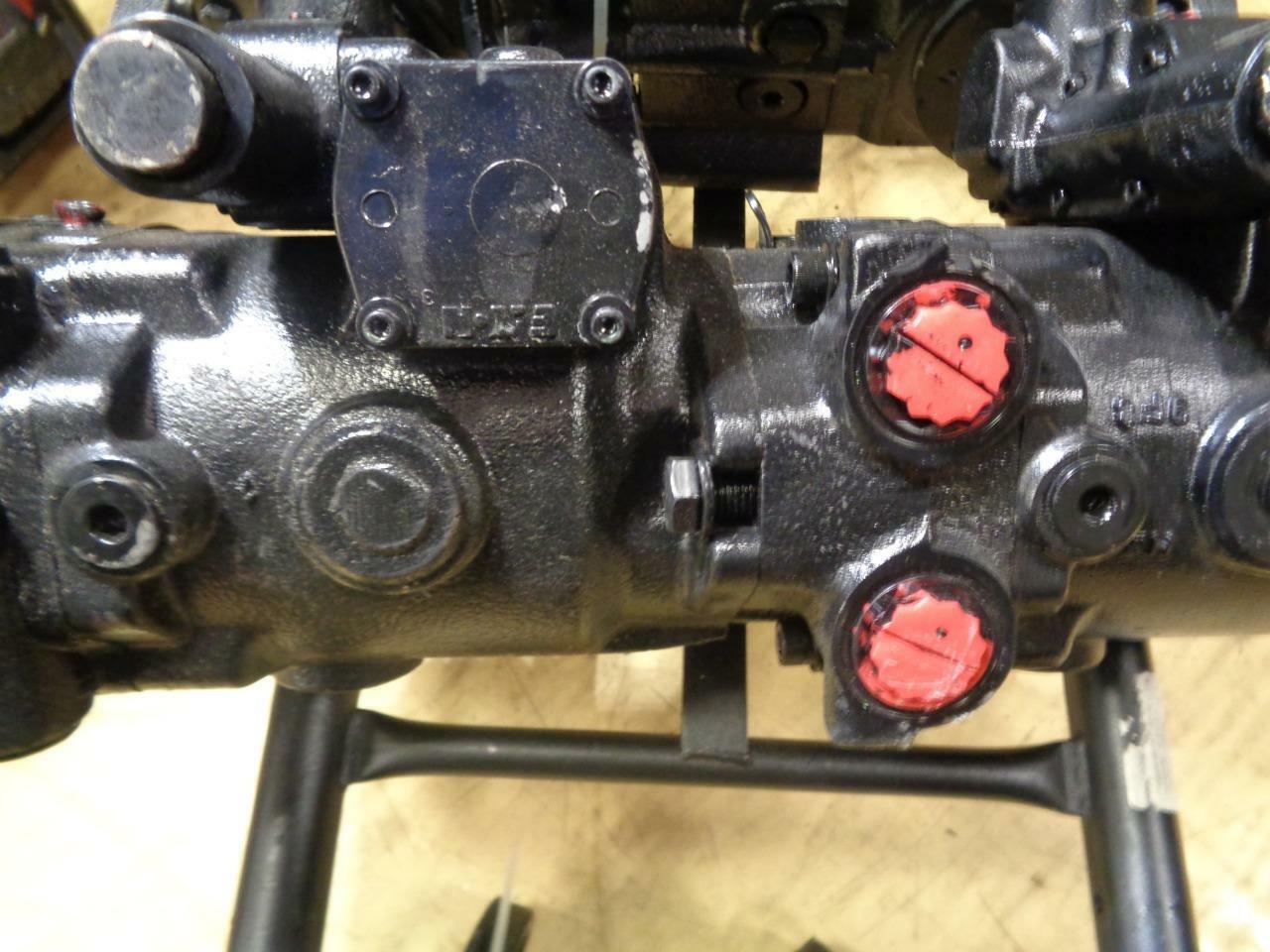 Eaton 78461-RDV-04 7200-RYA-04 180811RSP2034 136918 Hydraulic Tandem Drive BSRG1