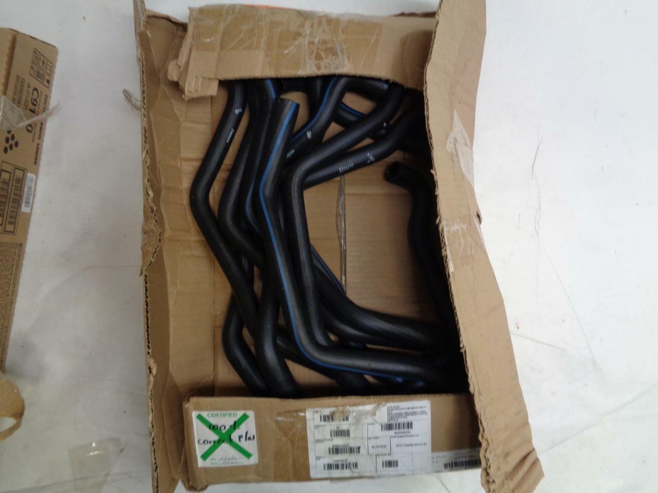 1 NEW RADIATOR HOSE FOR BOBCAT 7332594 R11