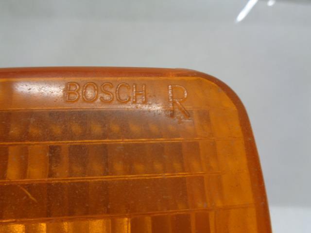 USED GENUINE PORSCHE AMBER RIGHT TURN SIGNAL LIGHT 964 631 405 01 R25T1