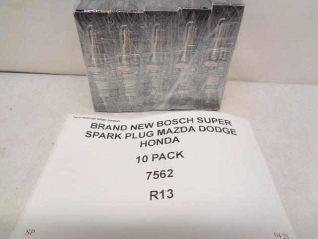 BRAND NEW BOSCH SUPER SPARK PLUG MAZDA DODGE HONDA 10 PACK 7562 R13T3