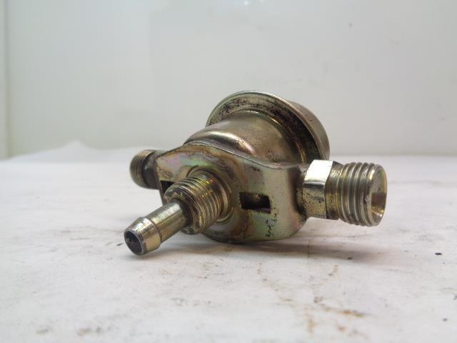 BOSCH FUEL PRESSURE REGULATOR FOR PORSCHE 911&928 0 280 160 215 USED R21/24