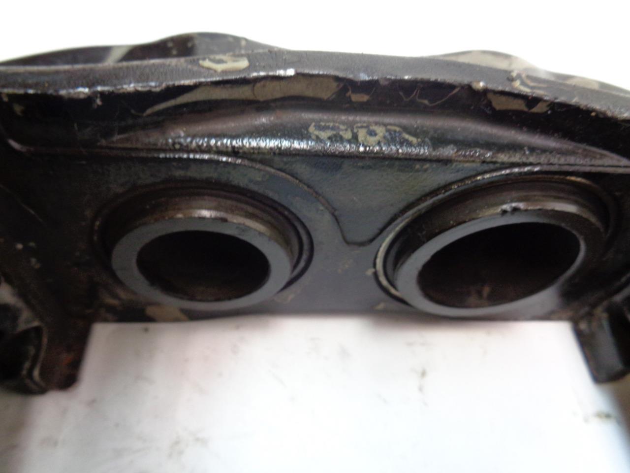 1 USED GENUINE PORSCHE 911 BREMBO FRONT BRAKE CALIPER  20 4564 00 R23T9