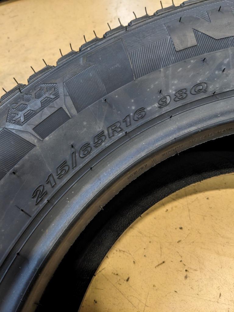 2 NEXEN WINGUARD ICE SUV P 215 65 16 98Q SL TIRES 13303NXK CQ2