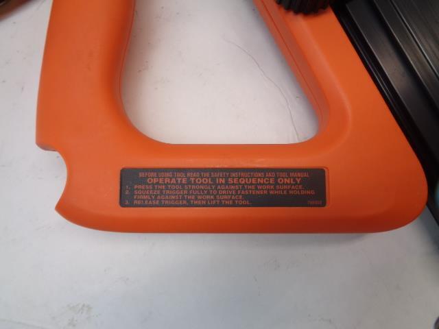 NEW RAMSET 6.0V STRIP LOAD CORDLESS NAILER KIT TF1200 SR