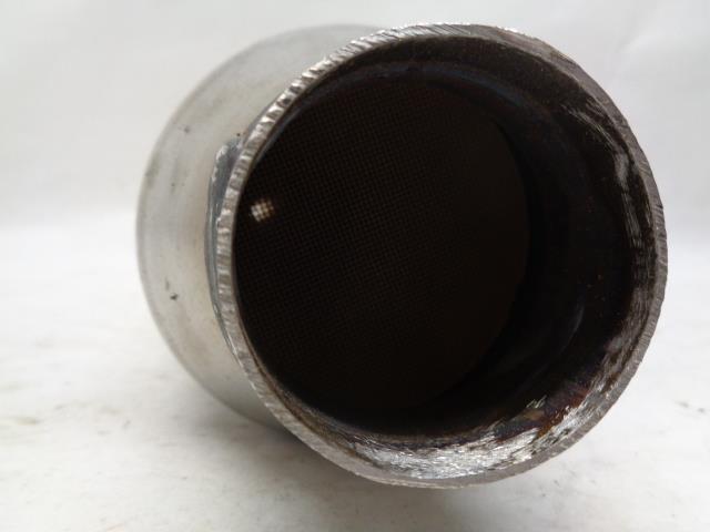 UNKNOWN CATALYTIC CONVERTER N/CE 99000 C318 325000414M R19