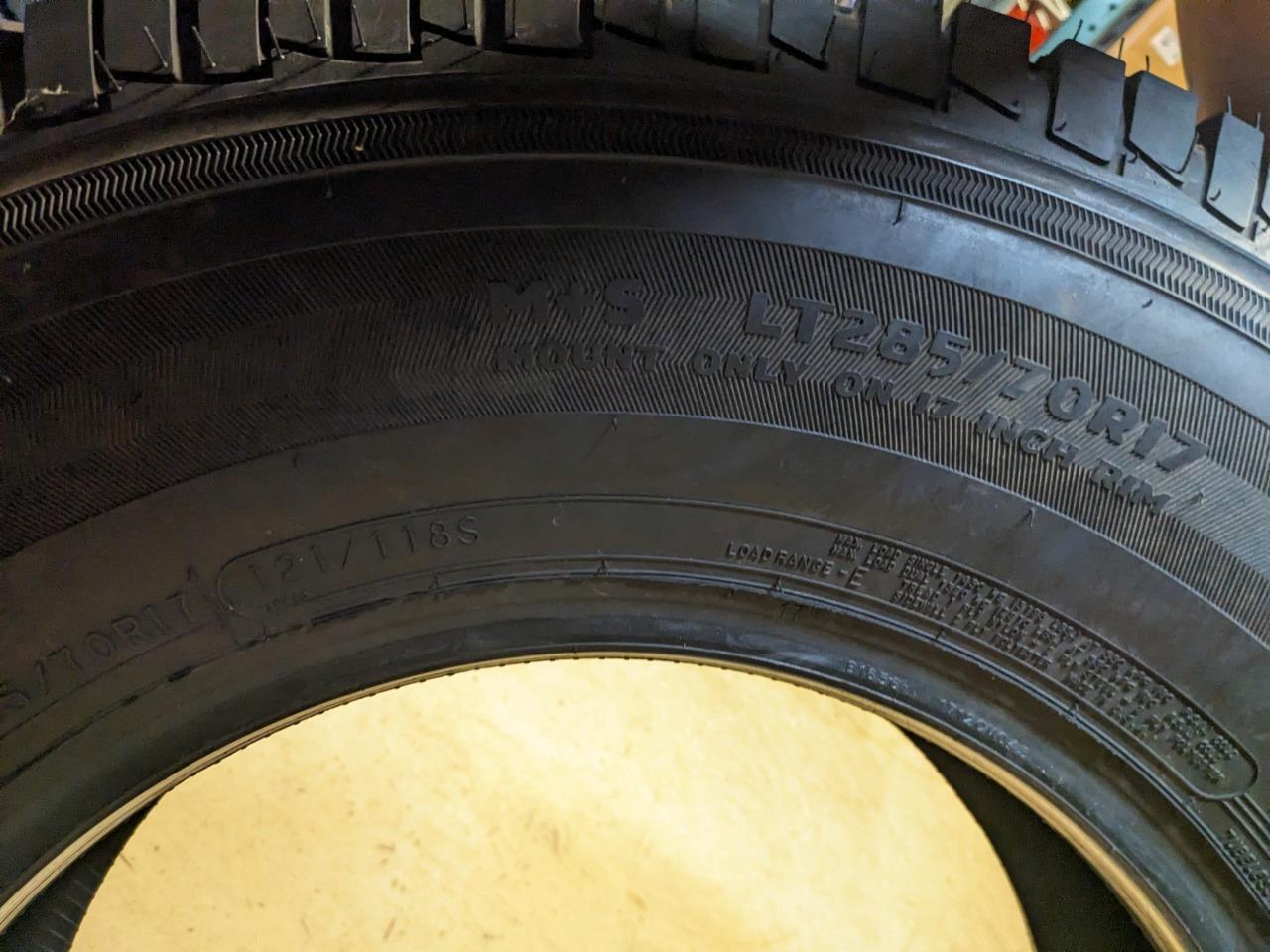 NOS MESA NATIONAL A/P2 BSW LT 285 70 17 121/118S LRE 10PLY TIRE MSP83 CQ2