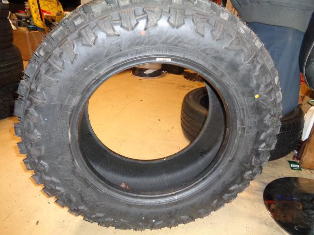 2 ATTURO TRAIL BLADE M/T LT 275 65 18 123/120Q LRE 10PLY TIRES TBMTI0040885 CQ1