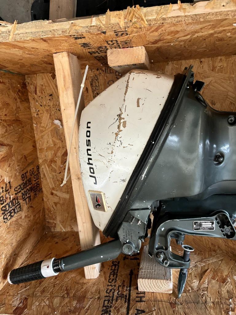 USED 1968 JOHNSON 9.5 HP OUTBOARD MOTOR MQ-14E B2