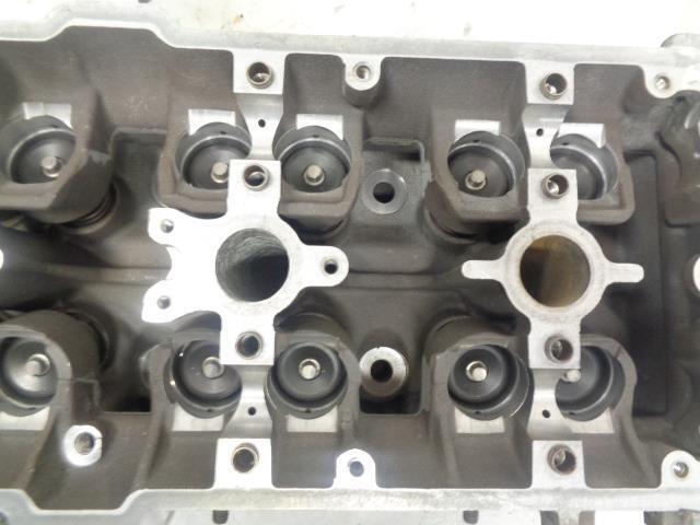 1980-86 PORSCHE 928S PORTED CYLINDER HEAD MISSING CAMSHAFTS 928 104 413 1R N2 I2