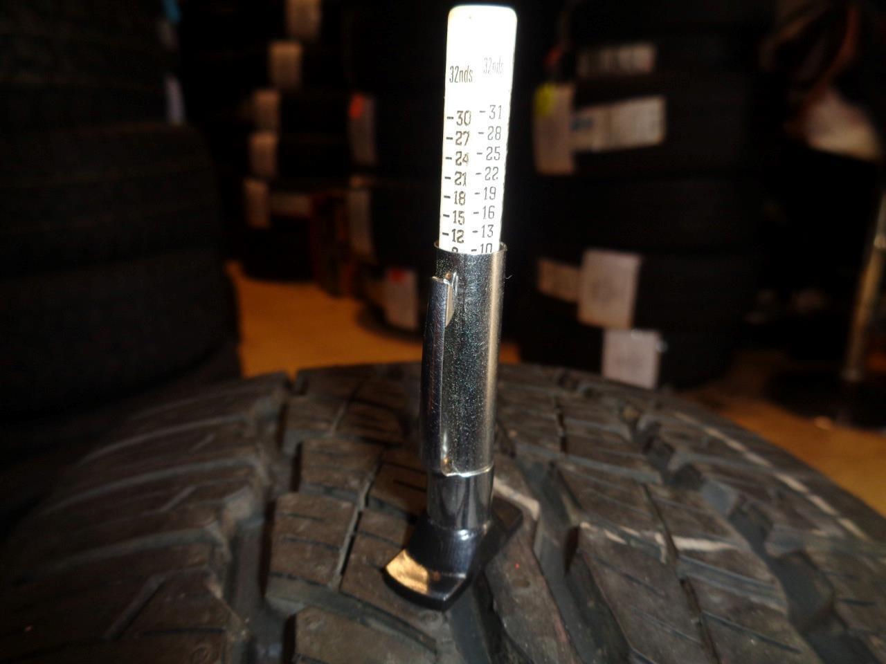 USED BRIDGESTONE DUELER H/T 687 P 235 55 18 100H SL TIRE 9.5/32" 001785 AQ4