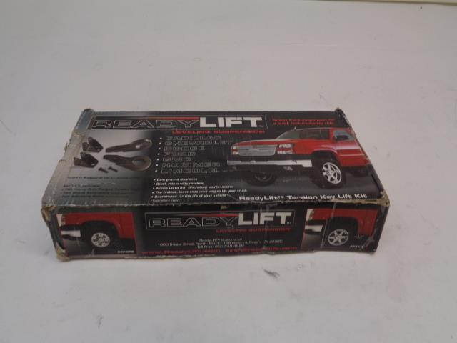 READYLIFT 2" LEVELING KIT W/FORGED TORSION KEY 00-05 DODGE RAM 66-1000 R18T2