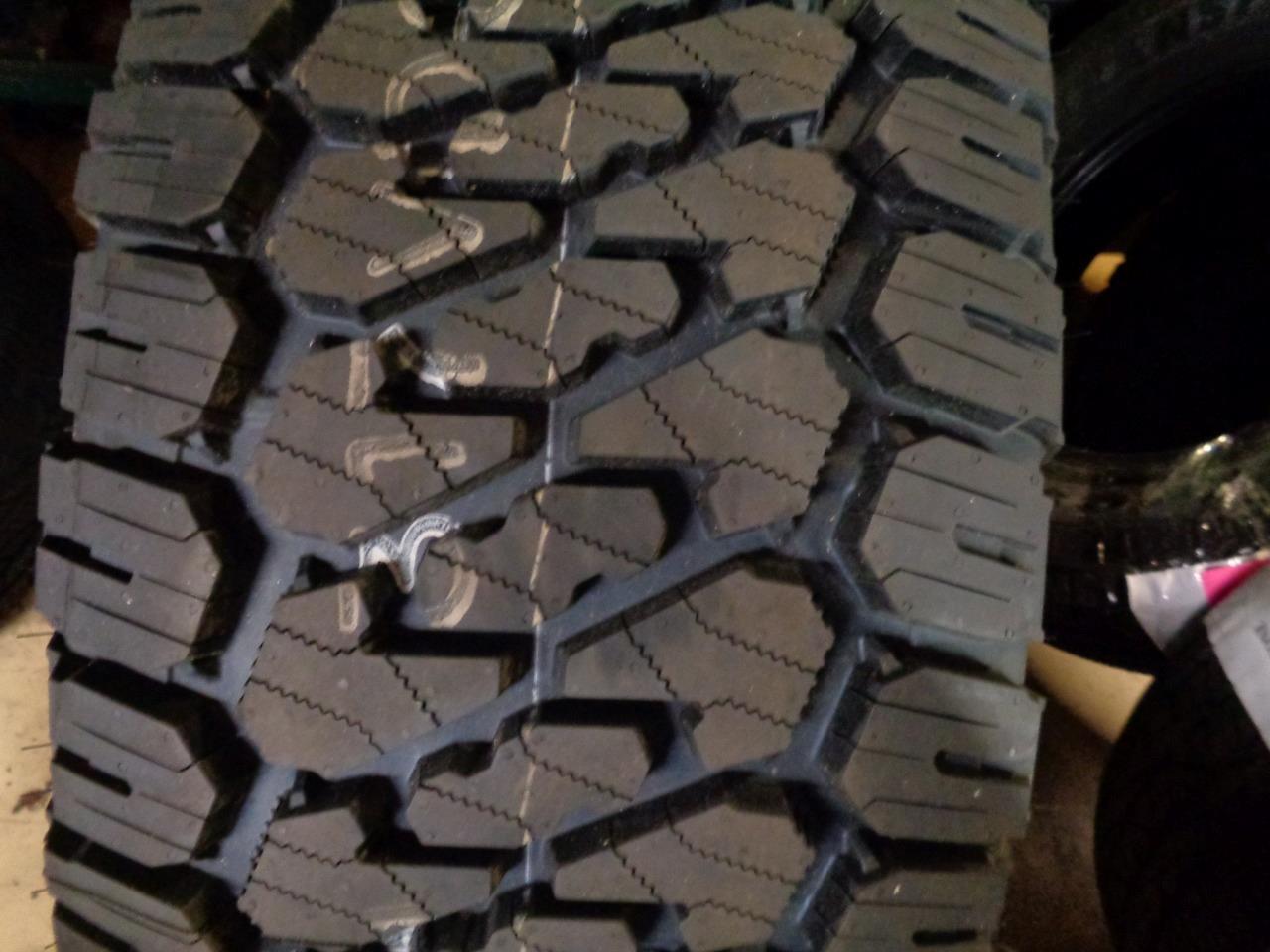 1 NEW TIRE FIRESTONE DESTINATION XT OWL LT 315 70 17 121/118R LRE10PLY 006135