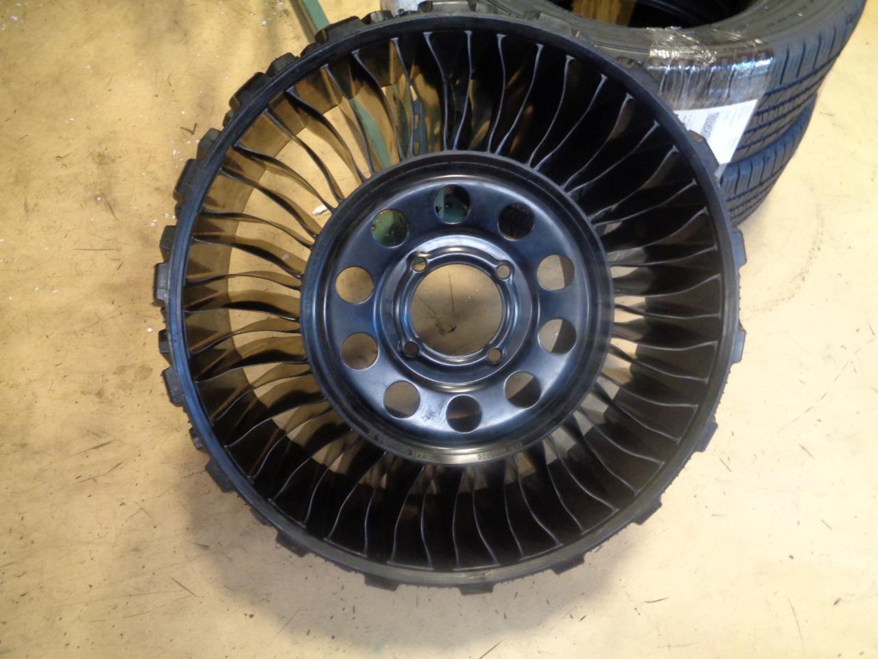 1 NEW TIRE MICHELIN X TWEEL UTV 26x9N14 69J 4x137 ET +48 21709