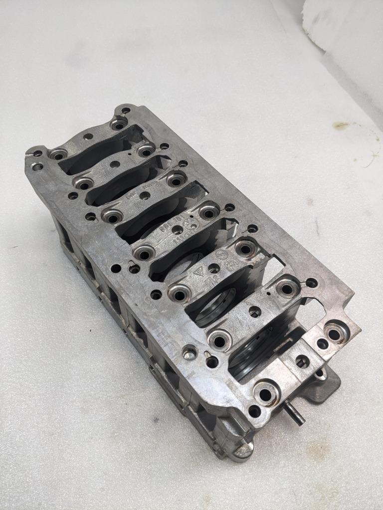 1998 PORSCHE 911 CRANKSHAFT BEARING CASE/CARRIER 9961011113R REBUILT 996BGL2