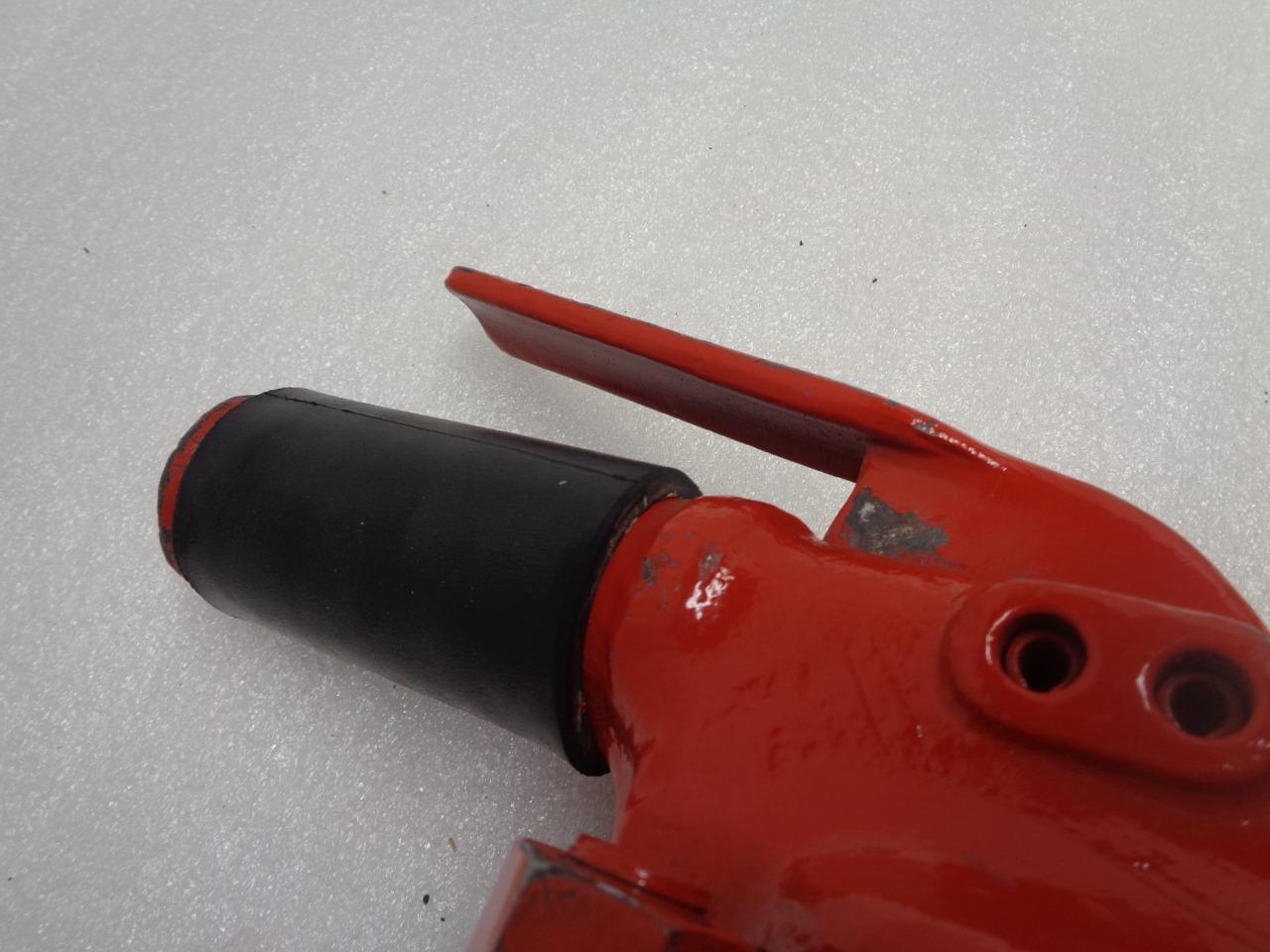 CHICAGO PNEUMATIC PAVEMENT BREAKER PNEUMATIC/HYDRAULIC CP-1240S USED H1