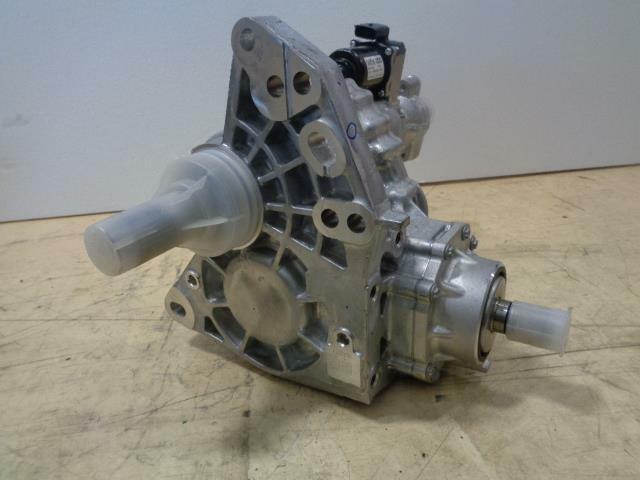 Cadillac XT5 Transfer Case 2017-19 NEW GENUINE 84425921 BSRG