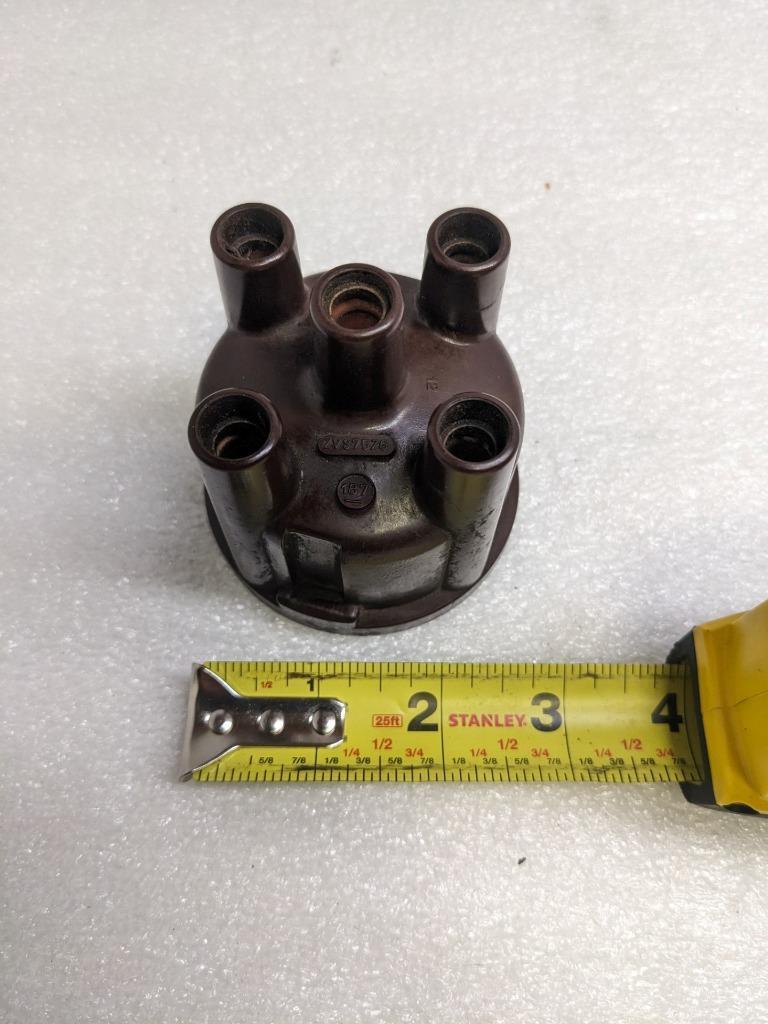 BOSCH ZVS75Z6 DISTRIBUTOR CAP FOR VOLKSWAGON PORSCHE BENZ USED R24T4