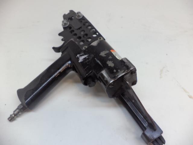 USED PNEUMATIC 3/4" HOG RING RINGER 16 GAUGE R22