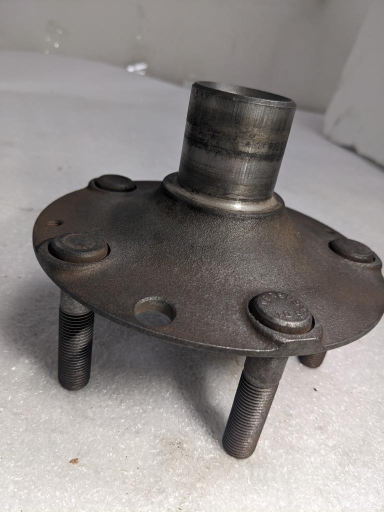 1986 PORSCHE 911 3.2 CARRERA WHEEL HUB 5-BOLT PATTERN 28 SPLINE USED 996B.G.L.
