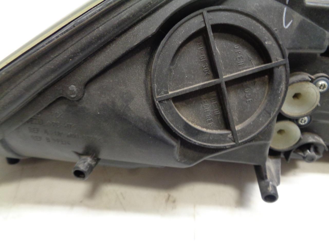 USED GENUINE 987 PORSCHE XENON RIGHT HEADLIGHT 987 631 158 23 SR